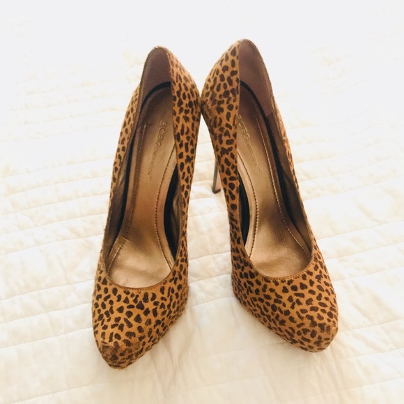 BCBGeneration Shoes - ❤️ SALE 💕 BCBG Leopard Print Pumps | 8.5